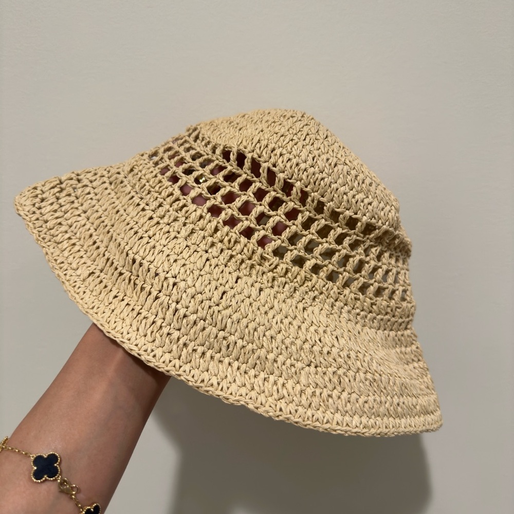 H&M Beige Crochet Bucket Hat